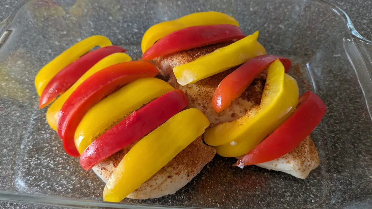 Hähnchenfilet in Paprika-Sahne - Zubereitung